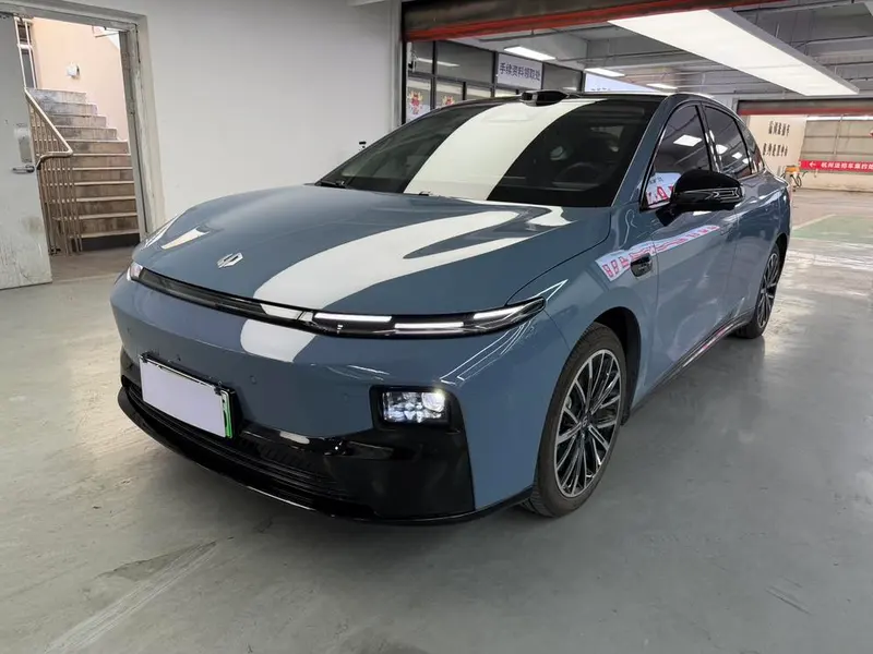 Leapmotor B01, 2025
