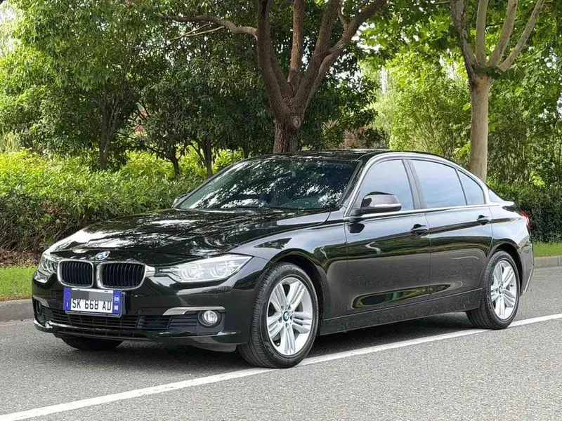 BMW 3-Series, 2017