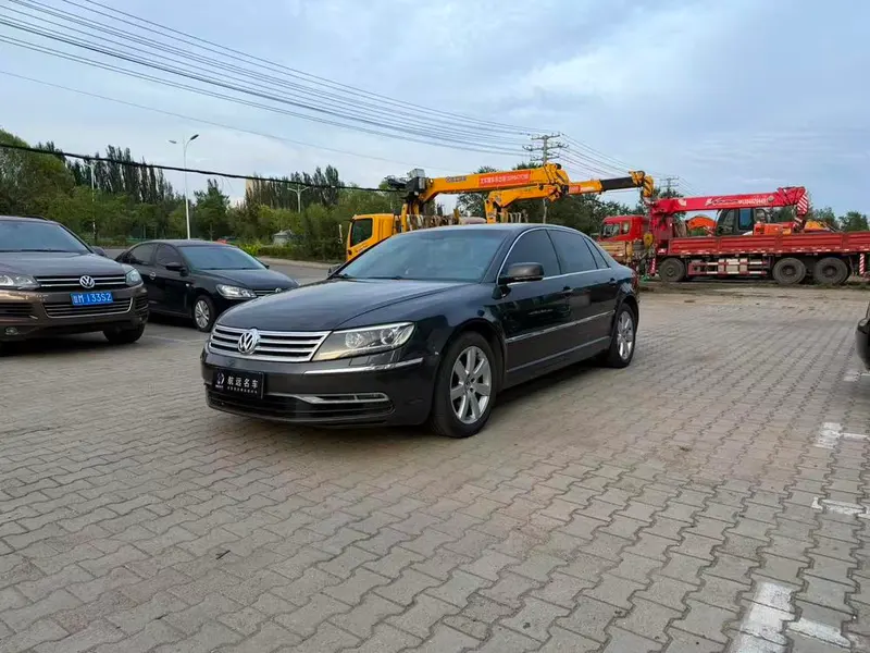 Volkswagen Phaeton 3.6L V6 5 Seater Extended Business Edition, 2011 — фото 1