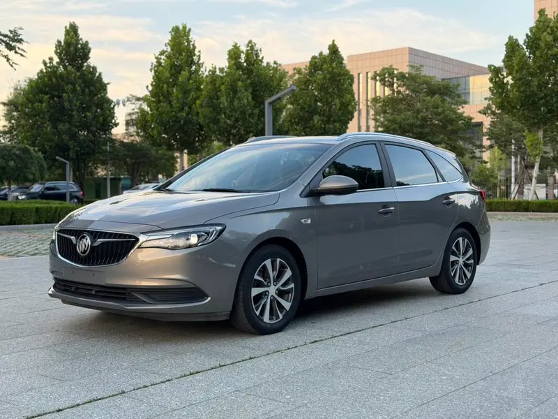 Buick Yuelang 18T Auto Connected Elite Version CN5, 2019 — фото 1