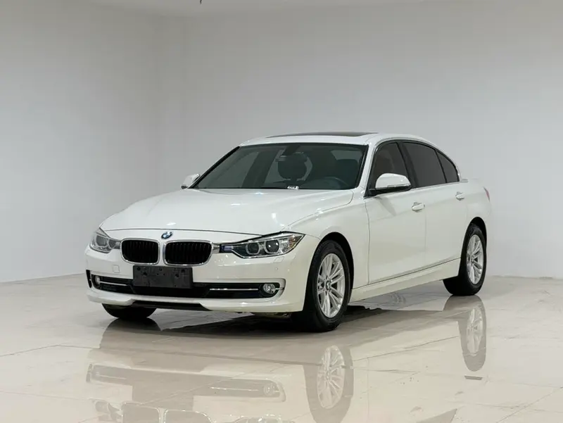 BMW 3-Series, 2015