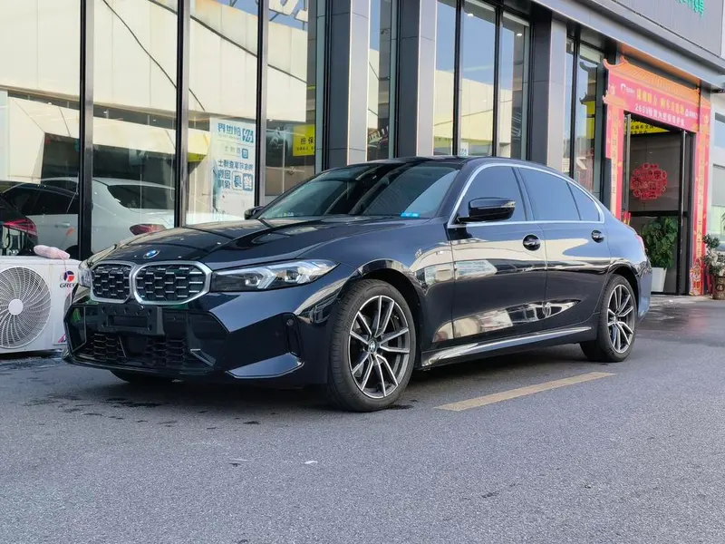 BMW 3-Series, 2025