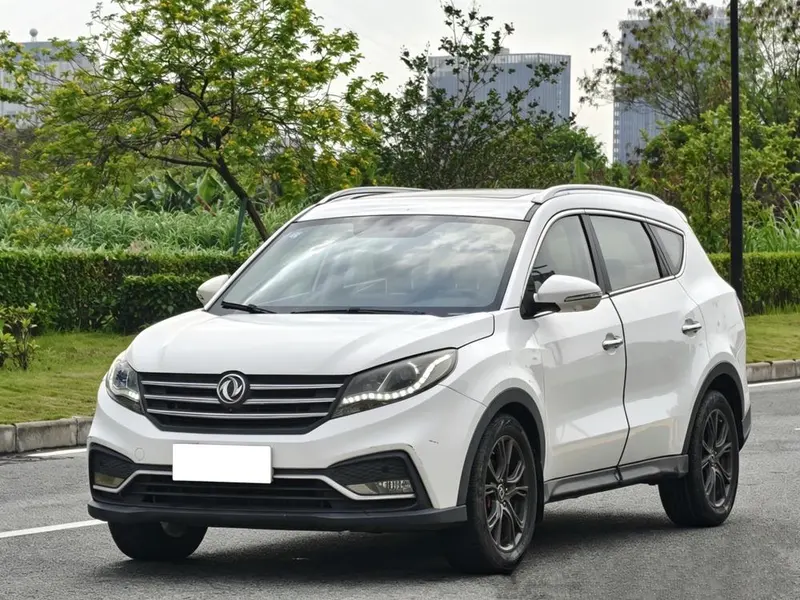 Dongfeng Fengguang Fengon 580 1.5T CVT Style Version, 2018 — фото 1