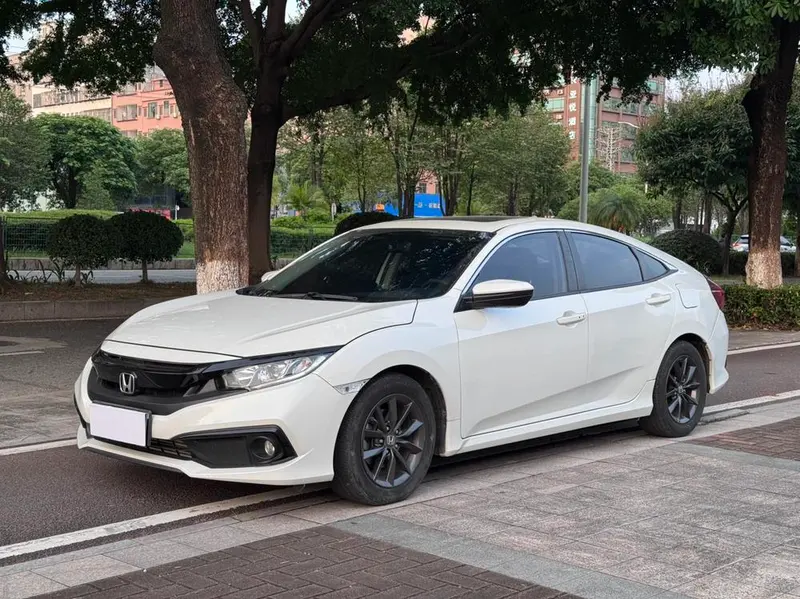 Honda Civic 220TURBO CVT Dynamic Edition CN6, 2019 — фото 1