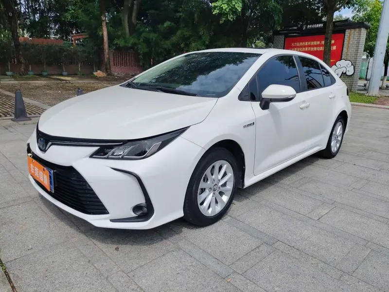 Toyota Corolla Dual Engine 1.8L E-CVT Elite Edition, 2021 — фото 1