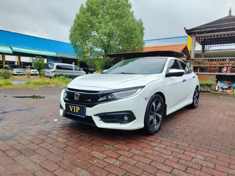Honda Civic 220TURBO CVT Premium Edition, 2016 — фото 1