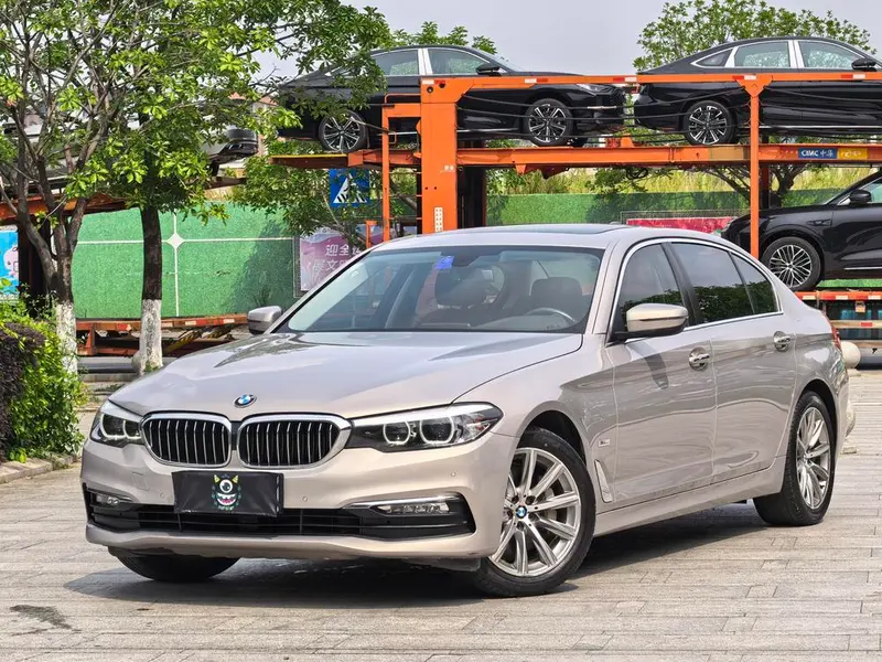 BMW 5-Series, 2018