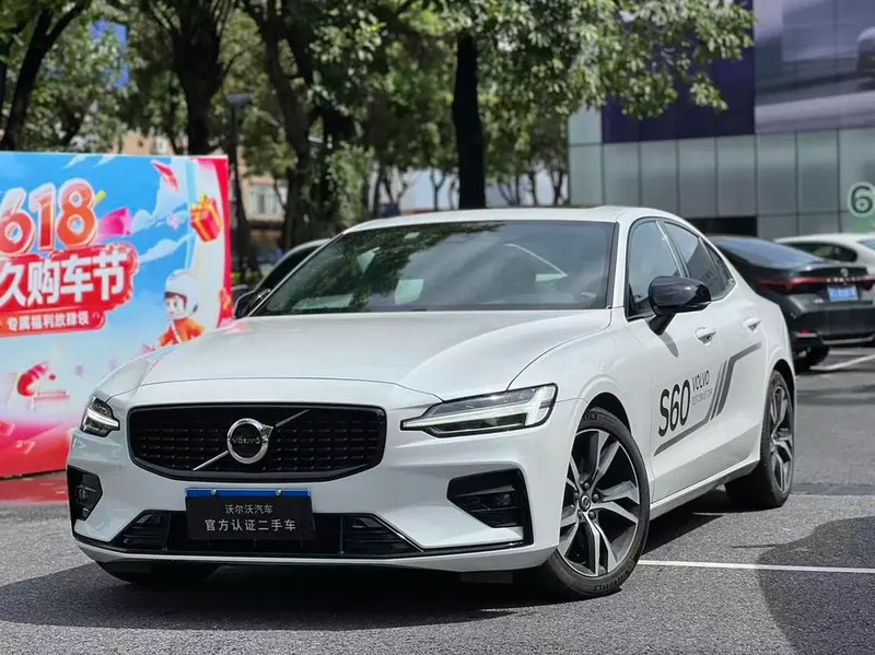 Volvo S60, 2025