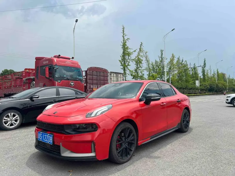 Lynk & Co 03 1.5TD DCT Dynamic Pro Edition, 2019 — фото 1