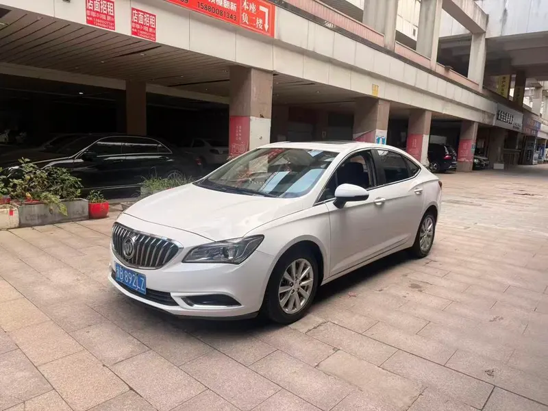 Buick Verano Sedan 20T Dual Clutch Leading Version, 2015 — фото 1