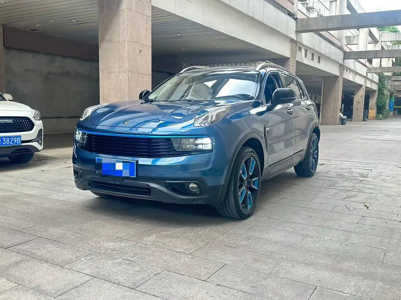 Lynk & Co 01, 2017