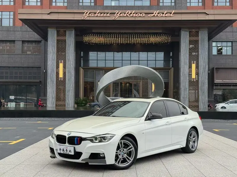 BMW 3-Series, 2018