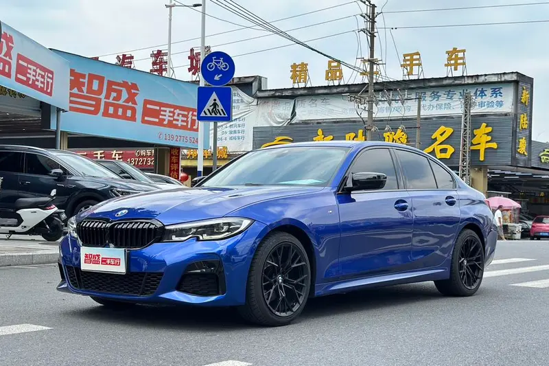 BMW 3-Series, 2020