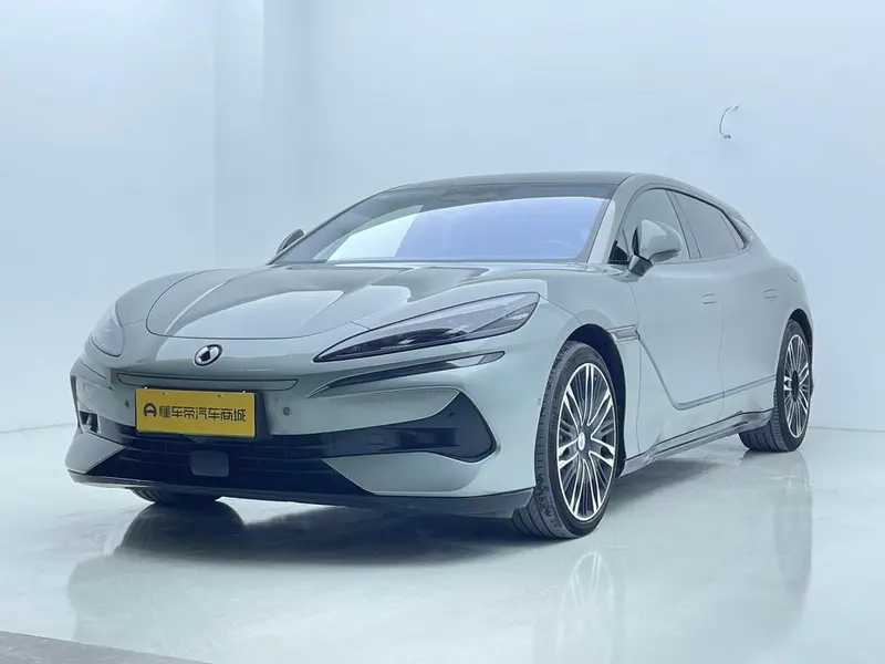 Denza Z9 GT DM, 2024