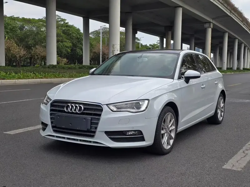 Audi A3 Sportback 35 TFSI Version, 2015 — фото 1