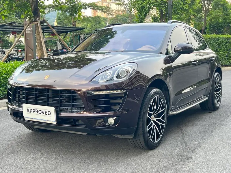 Porsche Macan, 2014