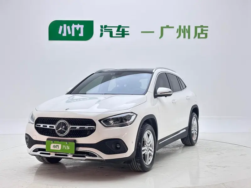 Mercedes-Benz GLA GLA 180, 2022 — фото 1