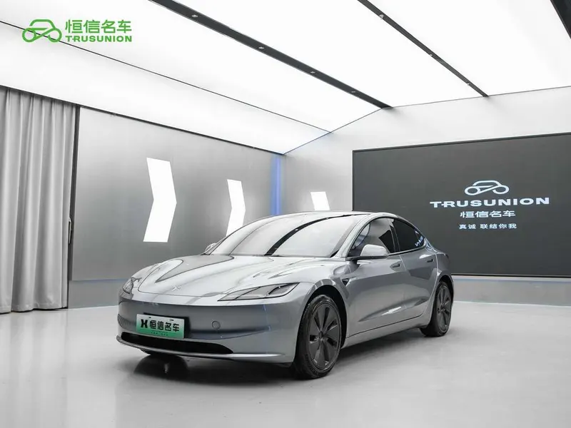 Tesla Model 3 Edition, 2023 — фото 1