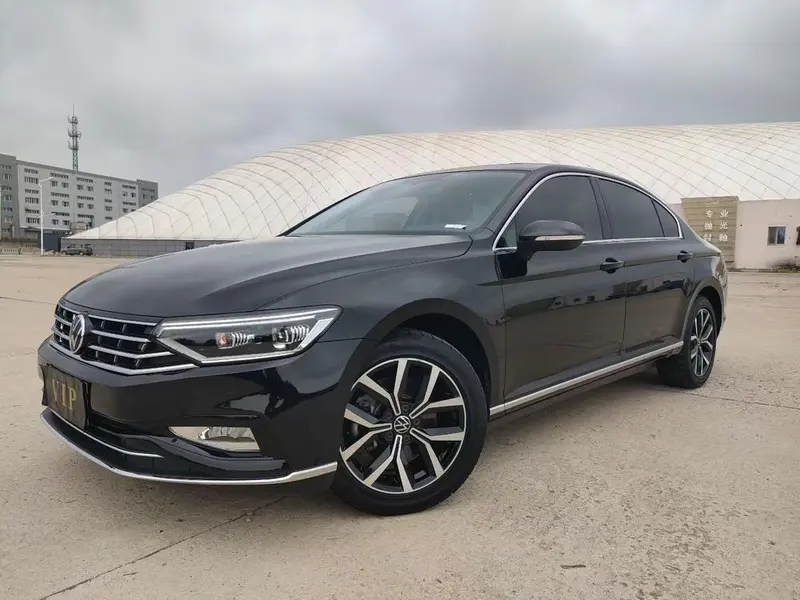 Volkswagen Magotan 330TSI DSG Leading Version, 2020 — фото 1