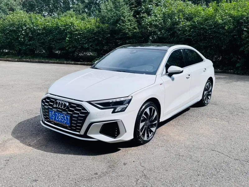 Audi A3 A3L Limousine 35 TFSI Fashion Sport Version, 2023 — фото 1