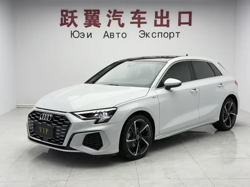 Audi A3 Facelift Sportback 35 TFSI Fashion Sport Version, 2023 — фото 1