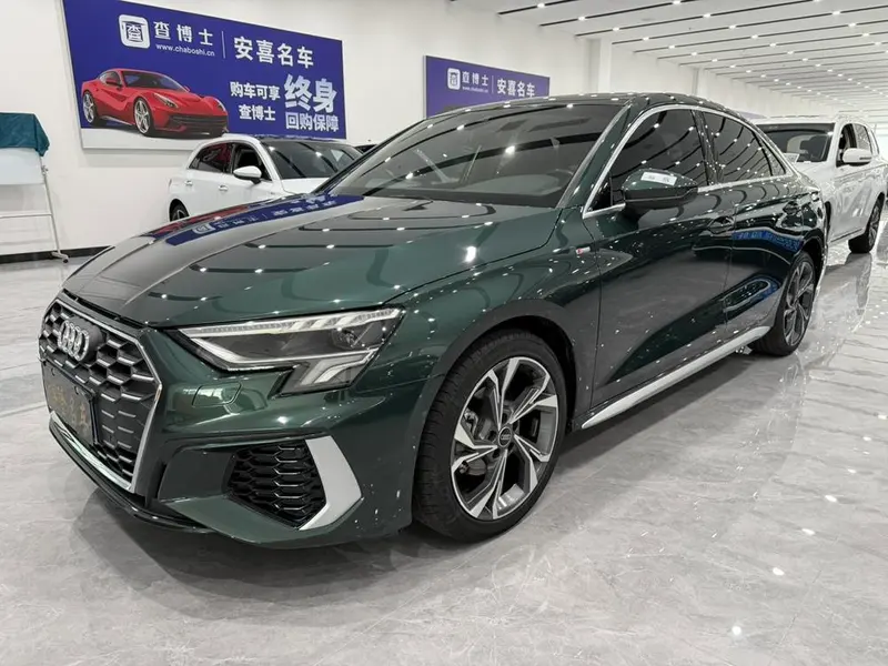 Audi A3 A3L Limousine 35 TFSI Luxury Sport Version, 2022 — фото 1
