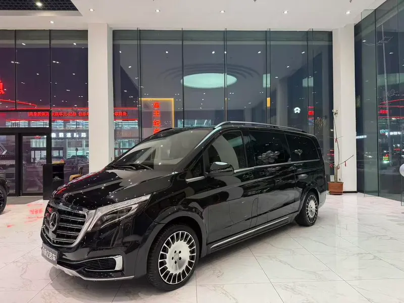 Mercedes-Benz V-Class 2.0T Auto RWD 4 Seater Parallel Import, 2018 — фото 1