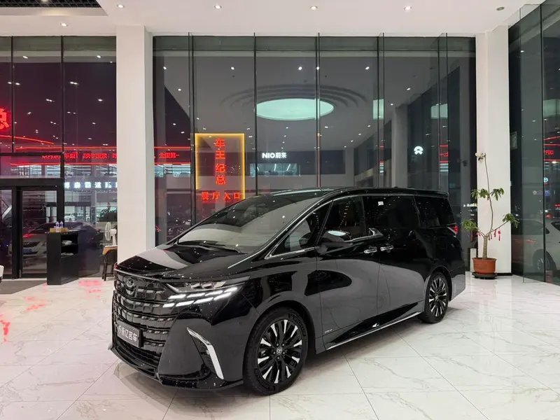 Toyota Alphard, 2023