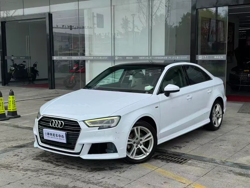 Audi A3 Limousine 35 TFSI Fashion Version CN5, 2019 — фото 1