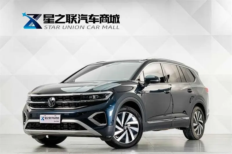 Volkswagen Tavendor 380TSI 4WD Luxury Edition Pro, 2021 — фото 1