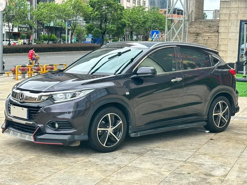 Honda Vezel 1.5L CVT Elite Edition, 2020 — фото 1