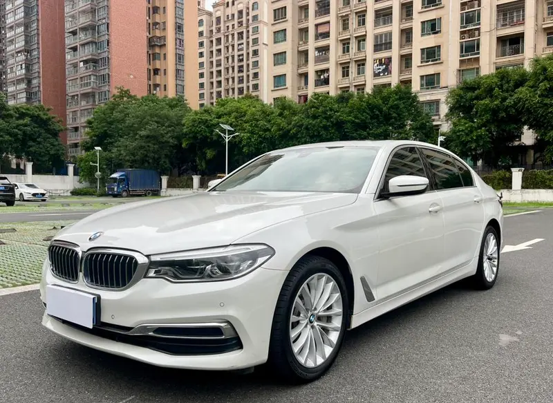 BMW 5-Series, 2020