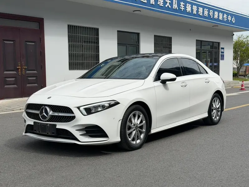Mercedes-Benz A-Class A 200 L Sport Edition, 2022 — фото 1