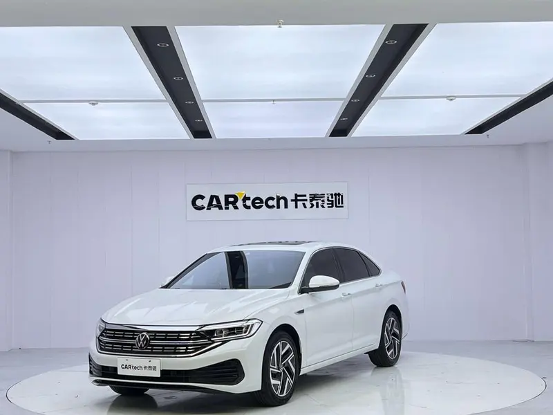 Volkswagen Sagitar, 2023