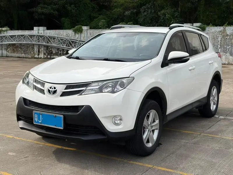 Toyota RAV4, 2013