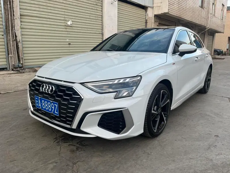 Audi A3 Sportback 35 TFSI Elite Version, 2024 — фото 1