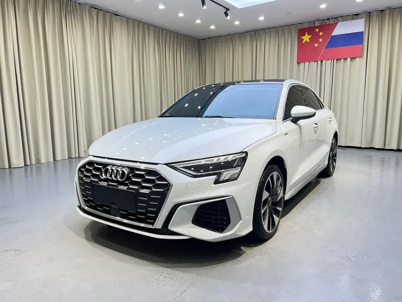 Audi A3 Facelift A3L Limousine 35 TFSI Fashion Sport Version, 2023 — фото 1