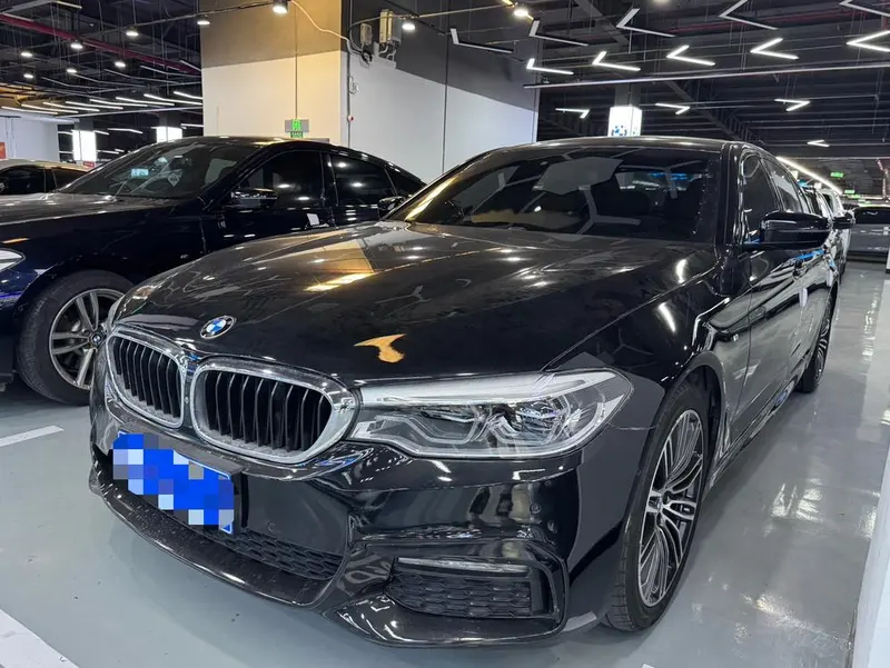 BMW 5-Series, 2018
