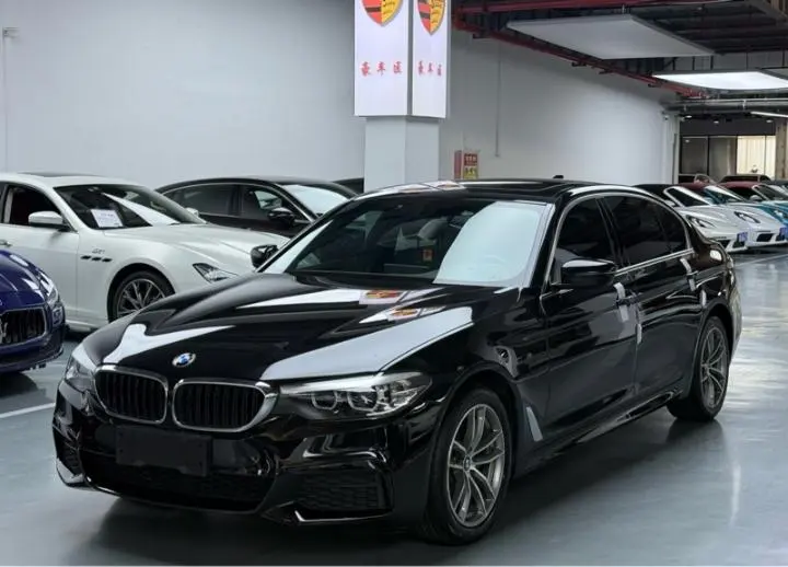 BMW 5-Series, 2020