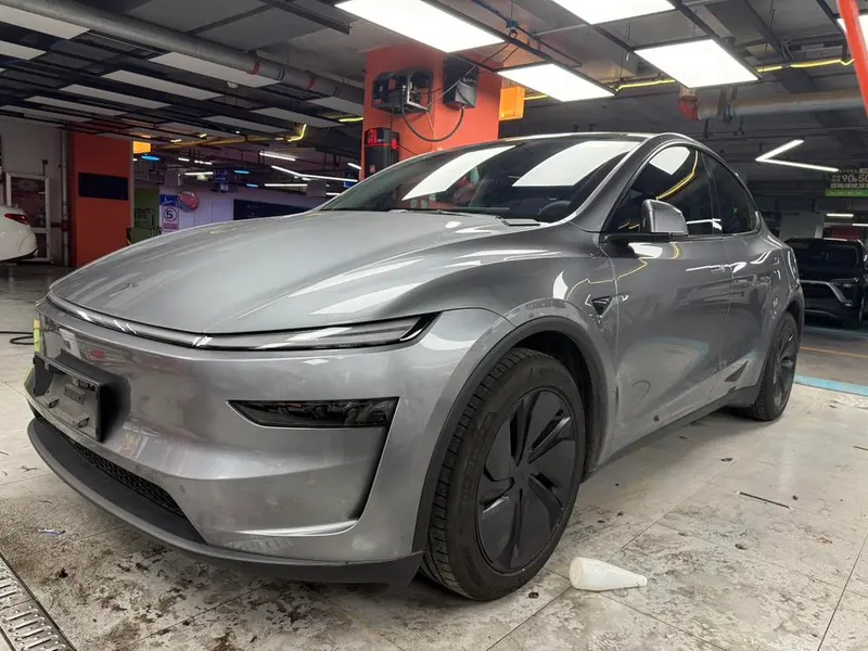 Tesla Model Y Facelift Long Range AWD Edition, 2025 — фото 1