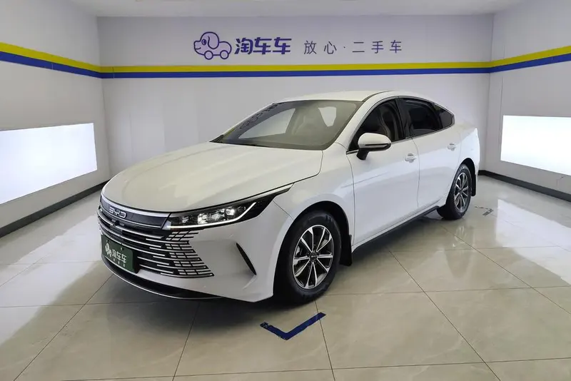 BYD Destroyer 05 Glory Edition DM-i 55KM Luxury Version, 2024 — фото 1