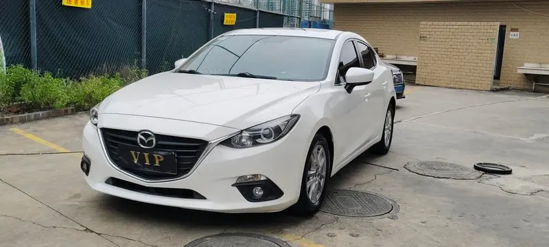 Mazda 3 Axela, 2014