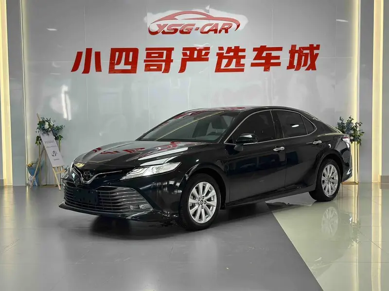 Toyota Camry, 2019