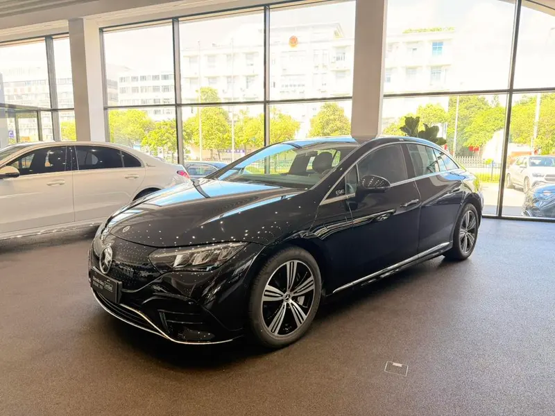 Mercedes-Benz EQE, 2025