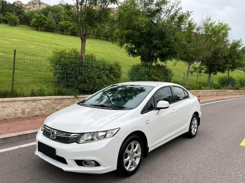 Honda Civic Anniversary 1.8L Auto Comfort Edition, 2013 — фото 1