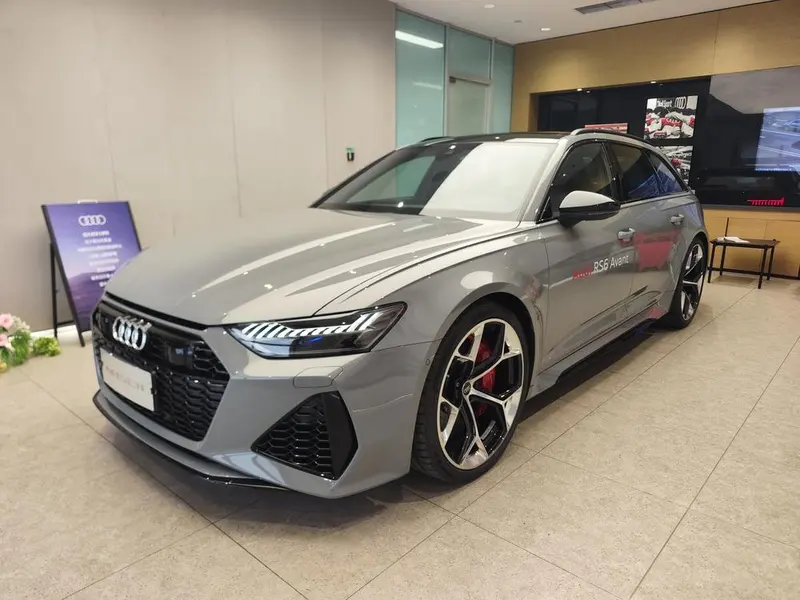 Audi RS 6, 2024