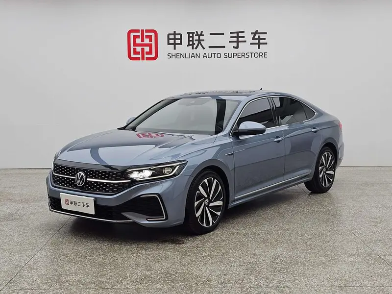 Volkswagen Passat, 2022