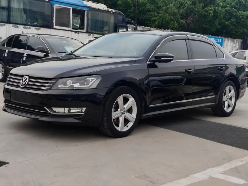 Volkswagen Passat, 2011