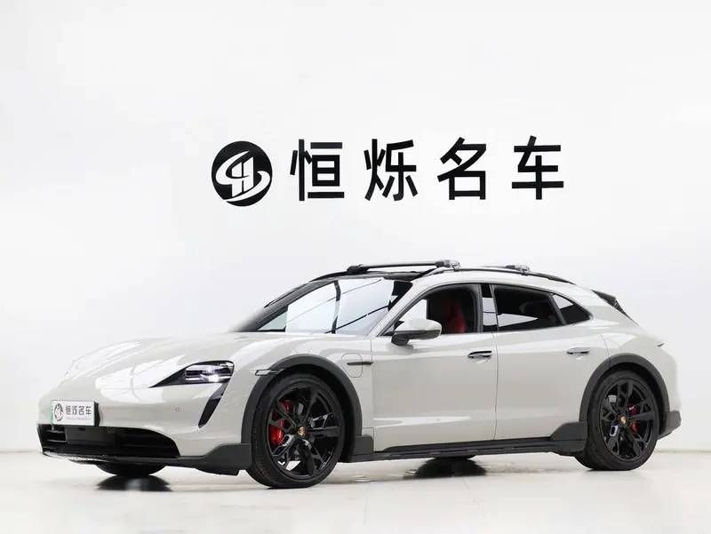 Porsche Taycan, 2022