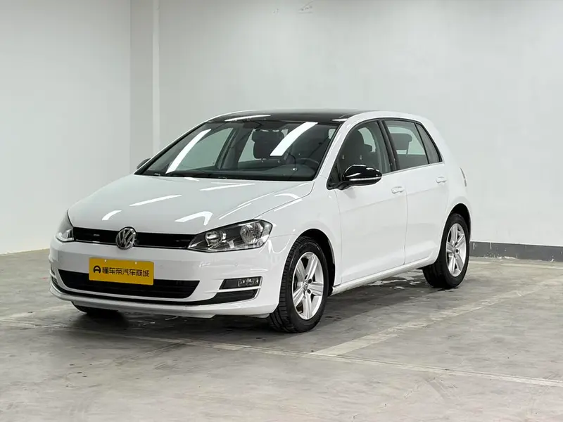 Volkswagen Golf 230TSI Auto Comfort Anniversary Edition, 2017 — фото 1